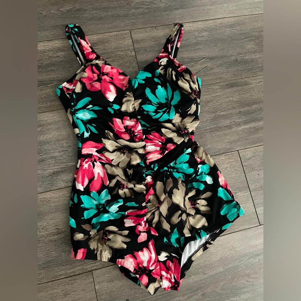 Vintage 1 Piece Swimsuit